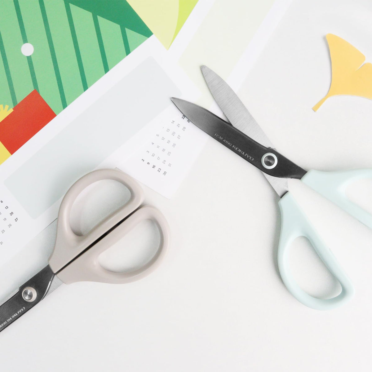 Kokuyo 7“ Scissor All purpose with Hybrid Arch Stainless Steel Blade, Off-White, Sharper Cutting Performance Heavy Duty Cutter for Office Home School Craft Supplies (HSM-A100LS)